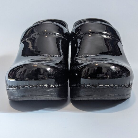 Dansko Womens Pro Black Patent Leather Slip On Size 36 Clogs Shoes - Picture 6 of 12
